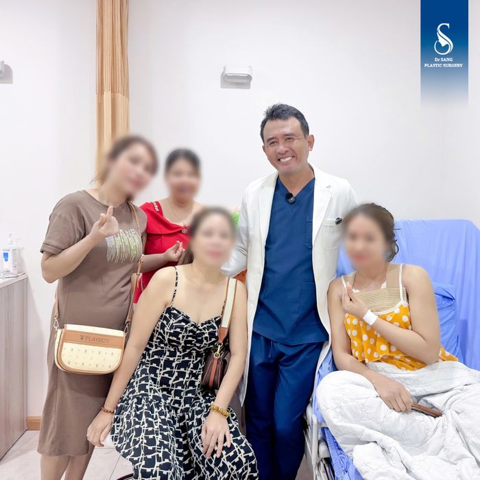 Hình ảnh phòng khám 8